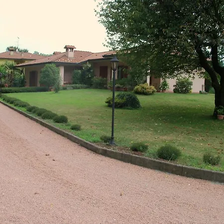 Bed & Breakfast Il Ciliegio Fiorito Somma Lombardo
