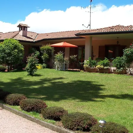 فندق مبيت وإفطار Il Ciliegio Fiorito 2*